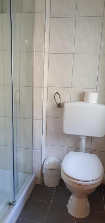 Staufenberg  Hotel Gasthaus Felseneck מראה חיצוני תמונה